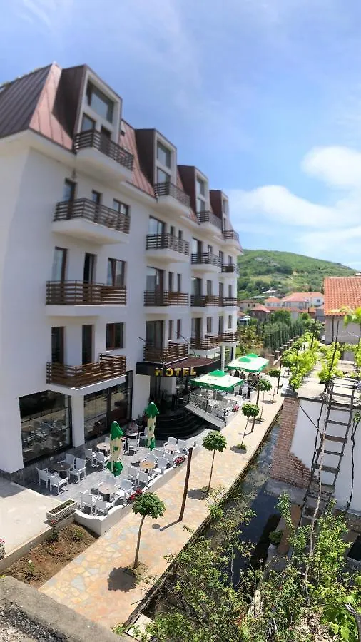 Grand Hotel Pogradec Tushemisht