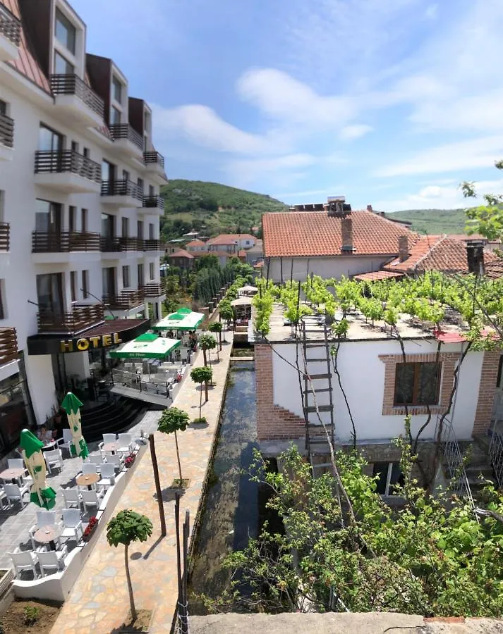 Grand Hotel Pogradec Tushemisht