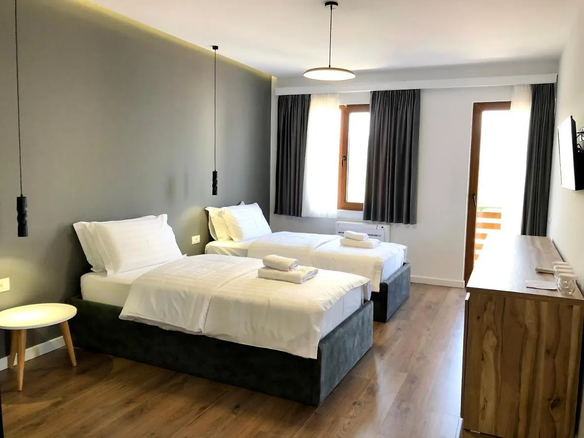 Grand Hotel Pogradec Tushemisht