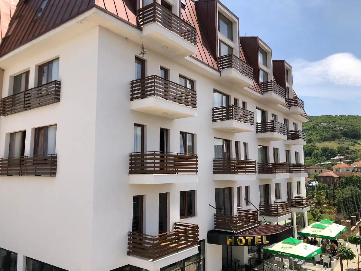 Grand Hotel Pogradec Tushemisht 5*,